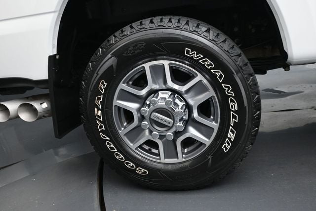 2023 Ford F-350 LARIAT