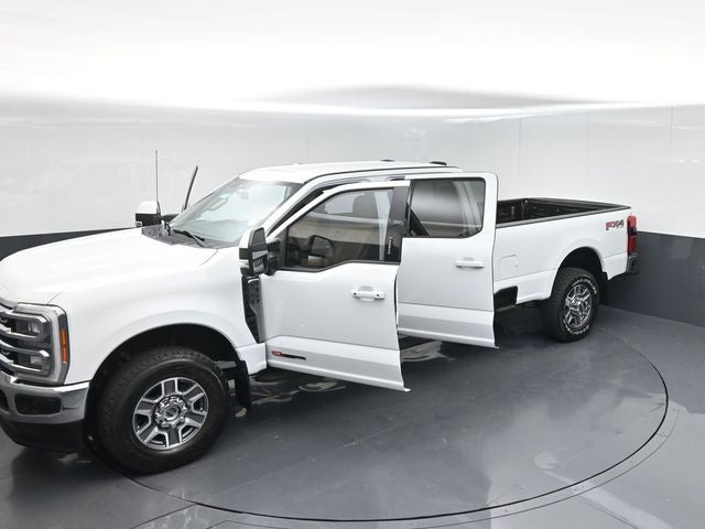 2023 Ford F-350 LARIAT
