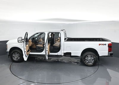 2023 Ford F-350 LARIAT