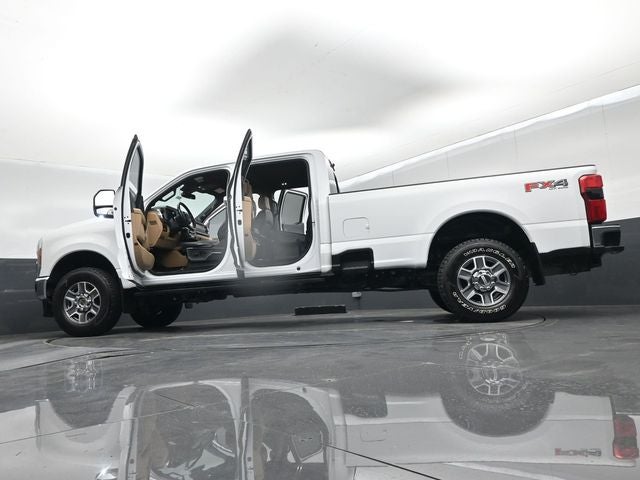 2023 Ford F-350 LARIAT