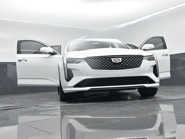 2021 Cadillac CT4 Luxury