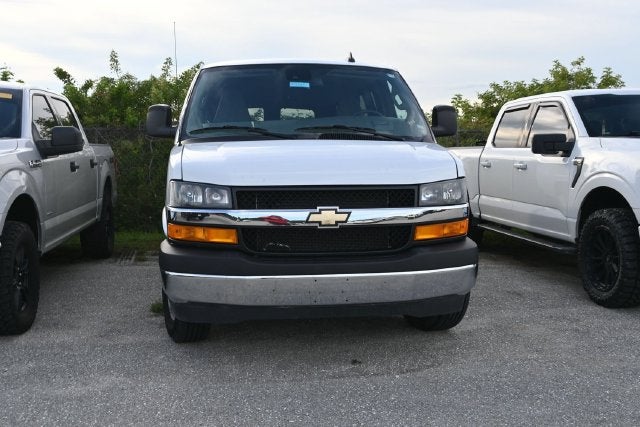 2025 Chevrolet Express Passenger RWD 3500 Extended Wheelbase LT