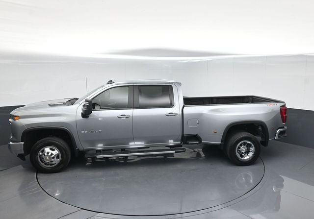 2025 Chevrolet Silverado 3500HD 4WD Crew Cab Long Bed LT