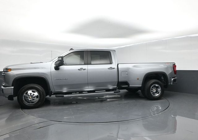 2025 Chevrolet Silverado 3500HD 4WD Crew Cab Long Bed LT