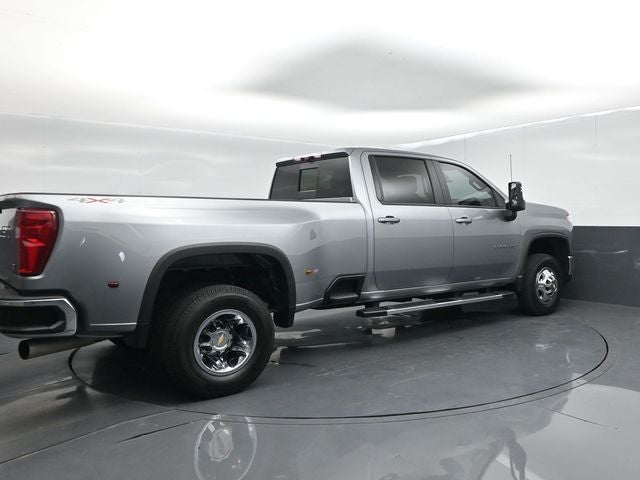 2025 Chevrolet Silverado 3500HD 4WD Crew Cab Long Bed LT