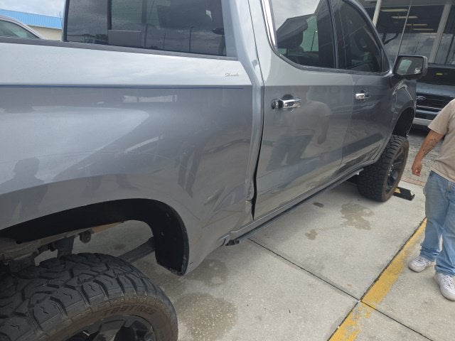 2021 Chevrolet Silverado 1500 4WD Crew Cab Short Bed High Country