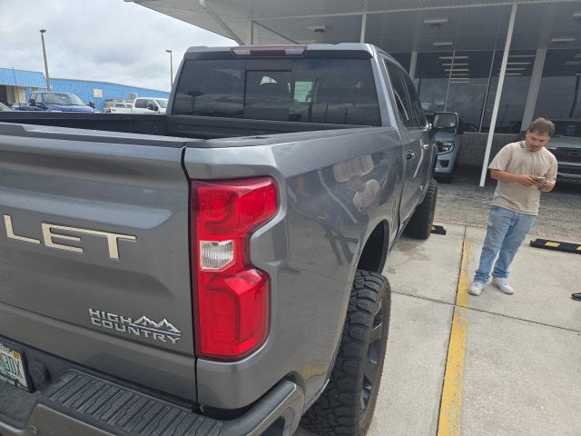 2021 Chevrolet Silverado 1500 4WD Crew Cab Short Bed High Country