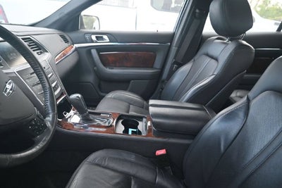 2015 Lincoln MKS Base