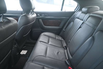 2015 Lincoln MKS Base