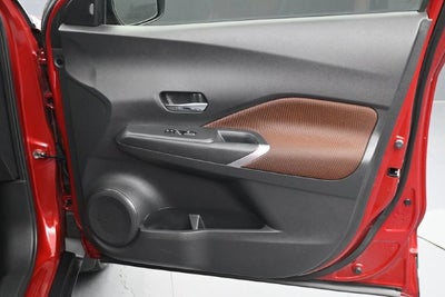 2023 Nissan Kicks SR Xtronic CVT