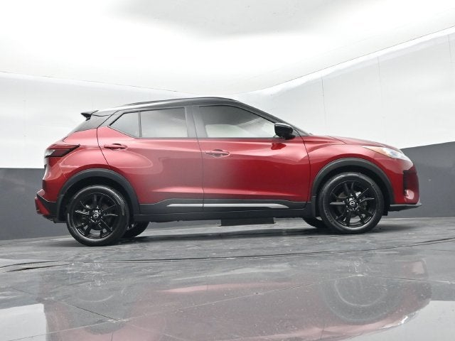 2023 Nissan Kicks SR Xtronic CVT