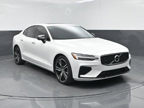 2021 Volvo S60 Recharge Plug-In Hybrid T8 R-Design Expression