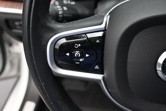 2021 Volvo S60 Recharge Plug-In Hybrid T8 R-Design Expression