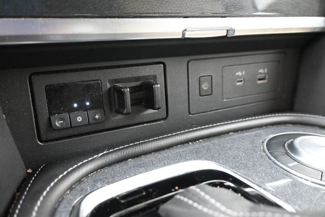2024 Nissan Armada SV 2WD