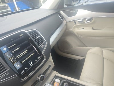 2018 Volvo XC90 T6 Momentum